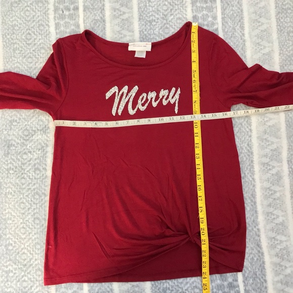 Exclusive One Rhinestone Merry Long Sleeve Christmas Sz Medium NWOT - Picture 4 of 7